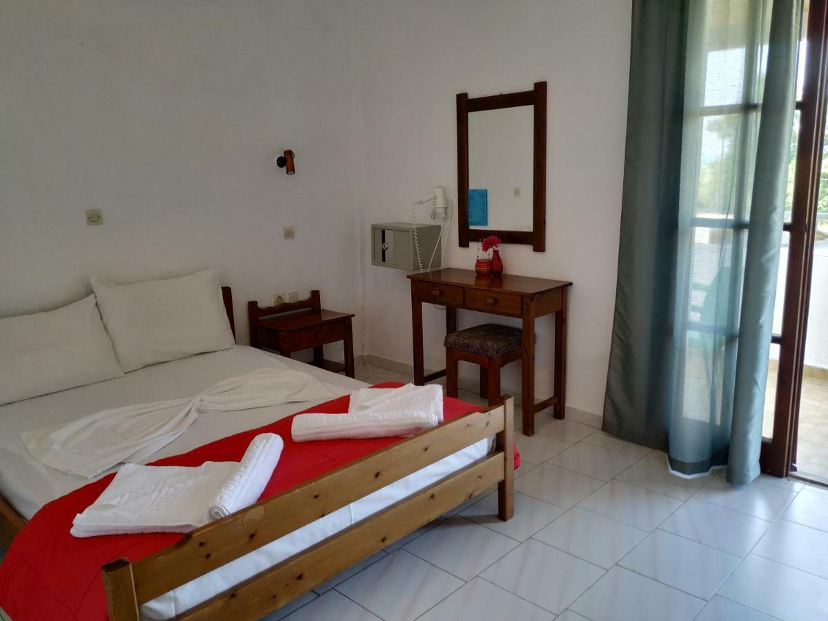 Pardalakis Studios Gerani  Buitenkant foto