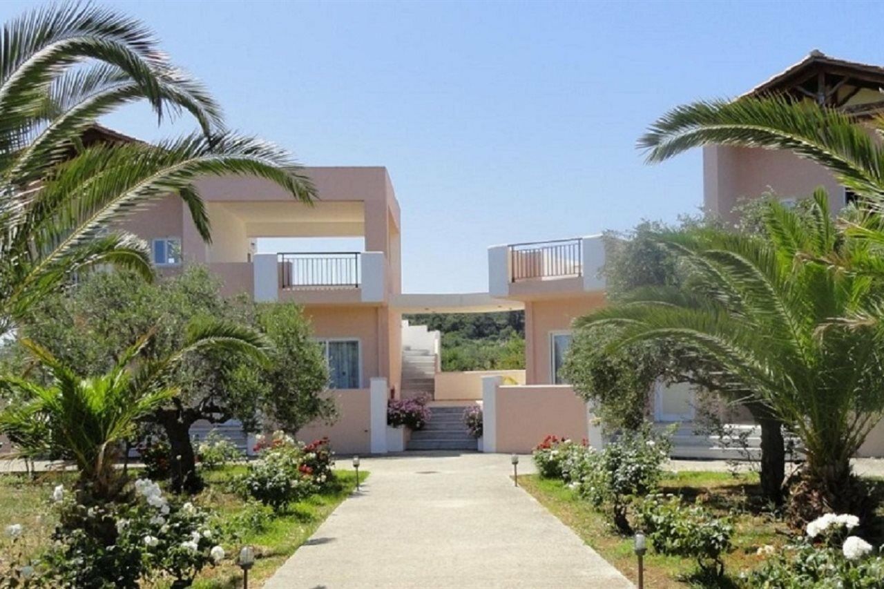 Pardalakis Studios Gerani  Buitenkant foto